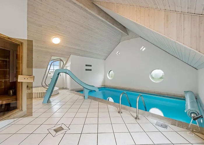 Botmar - 1-5km From The Sea By Interhome